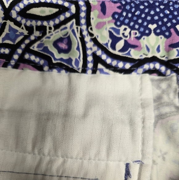 Talbots Women's Blue Paisley Shorts 6P - Picture 3 of 4
